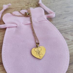 lančić s gospom – personalizirana gravura (tekst po želji)