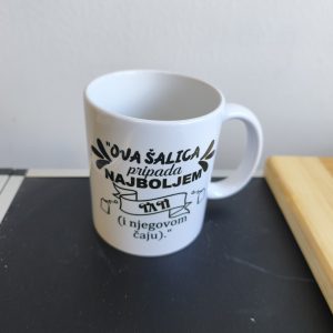 Šalica s natpisom po želji – personalizirani poklon