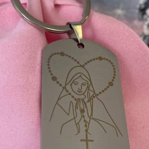 privjesak s gospom – personalizirana gravura (tekst po želji)